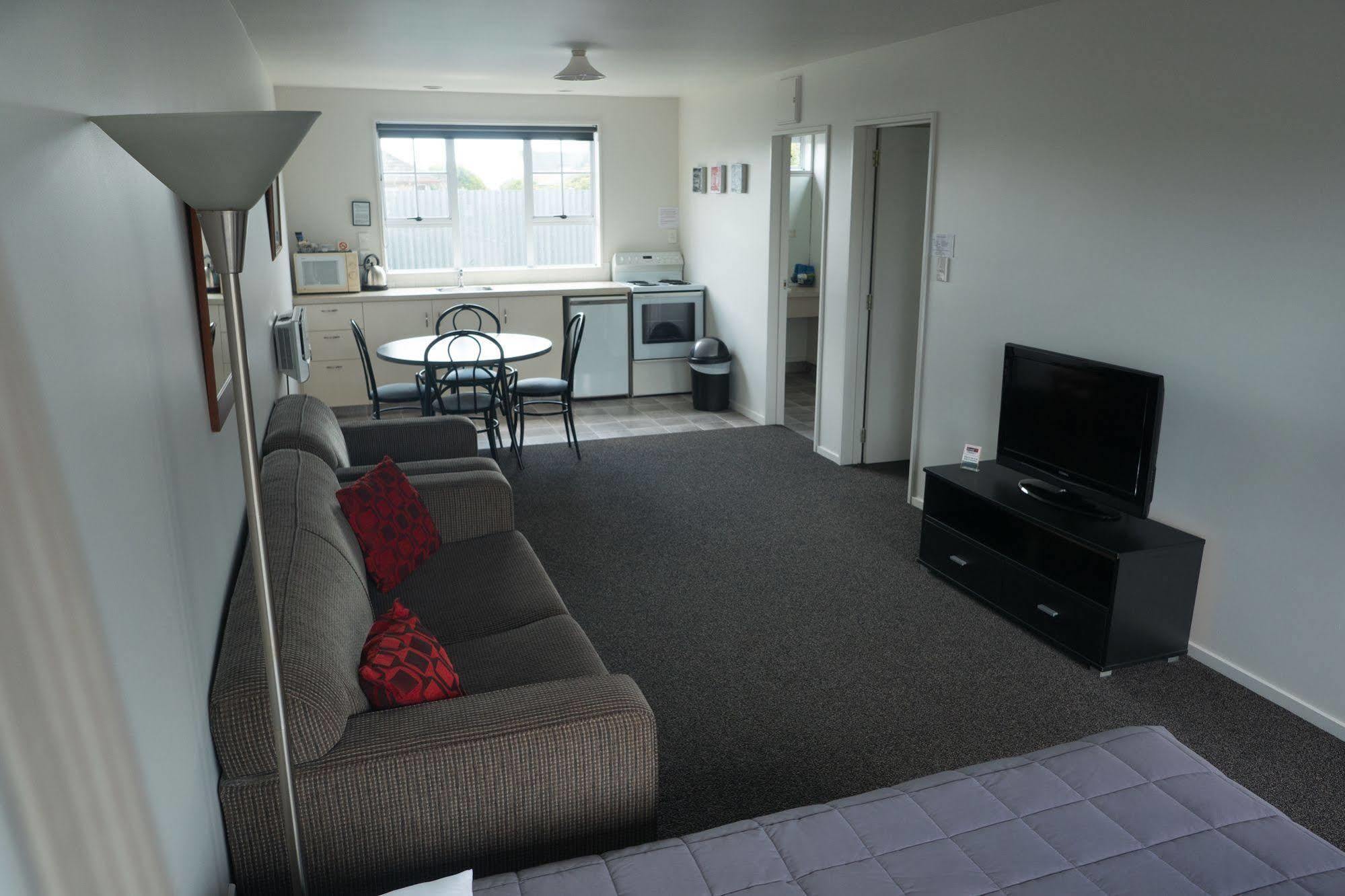 Motel Fitzherbert Court 4*